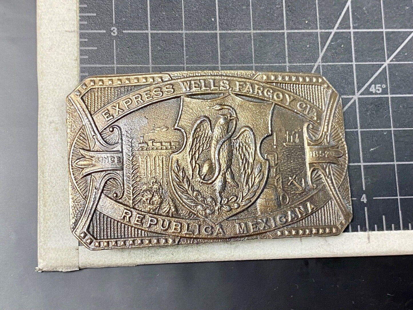 belt buckle wells