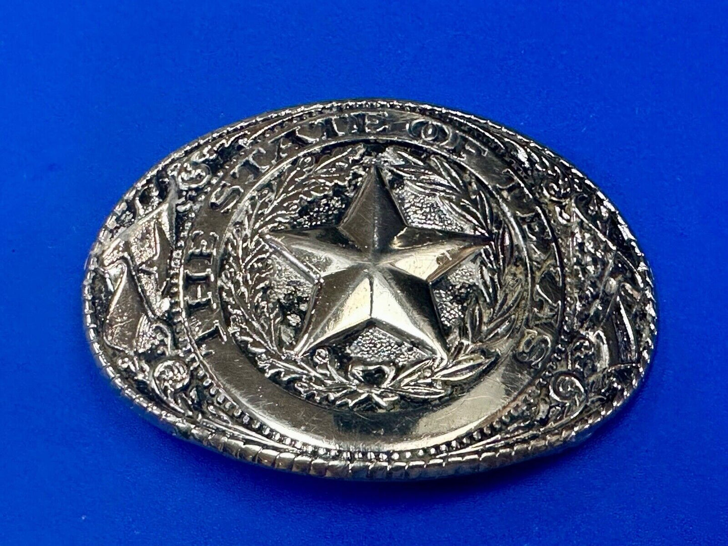 The Great State of Texas Star & Flag Silver color USA made western belt buckle