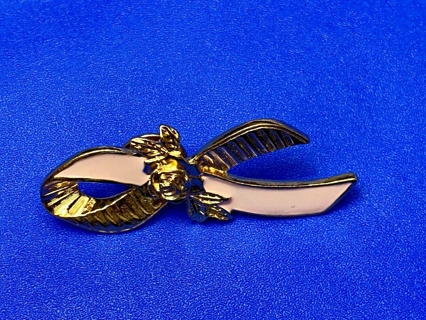 Vintage Avon Breast Cancer Awareness Lapel Pin Pink Ribbon Roses Brooch Pin