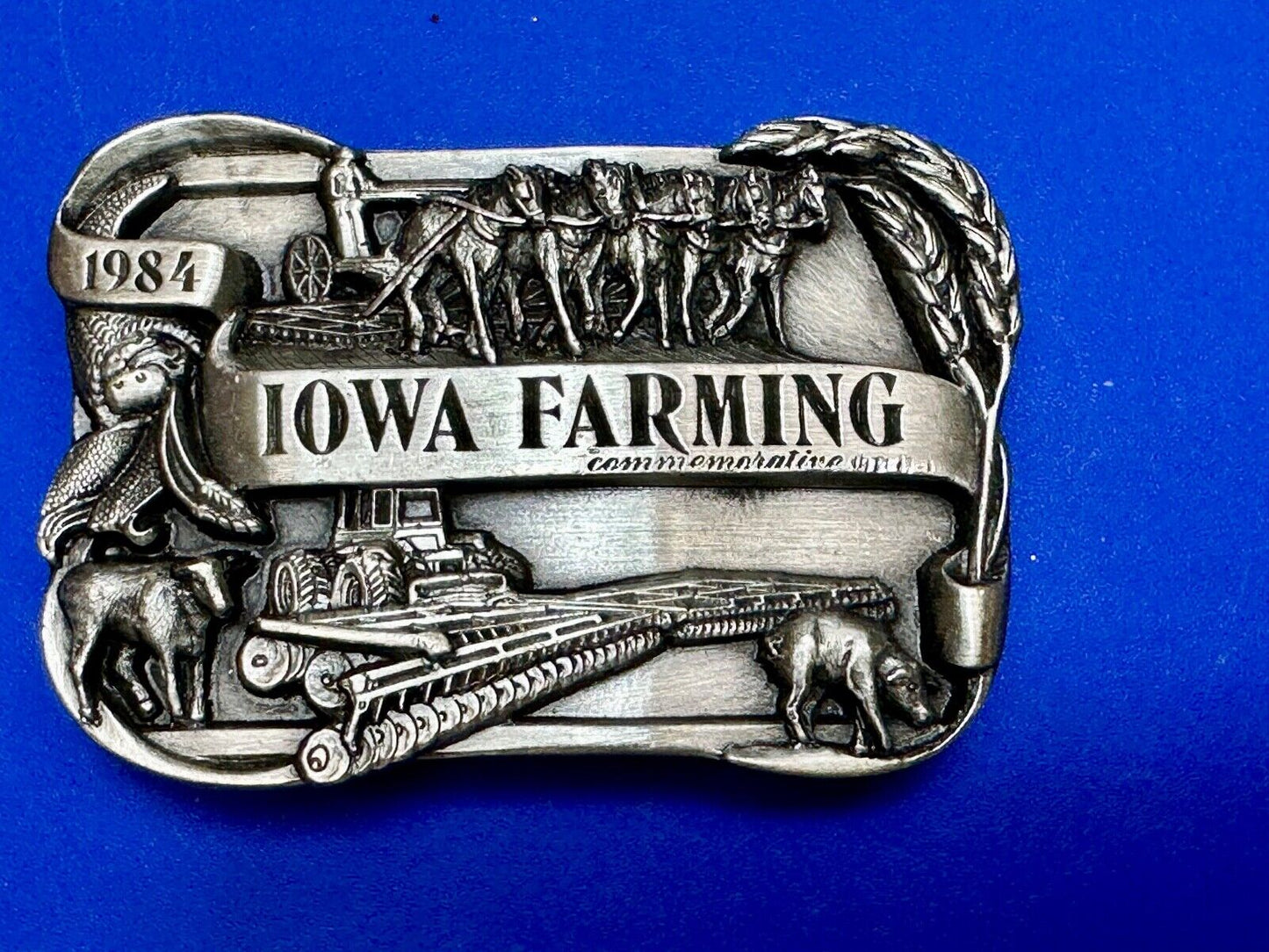 1984 Iowa State Farm Commemorative belt buckle or table display by Siskiyou