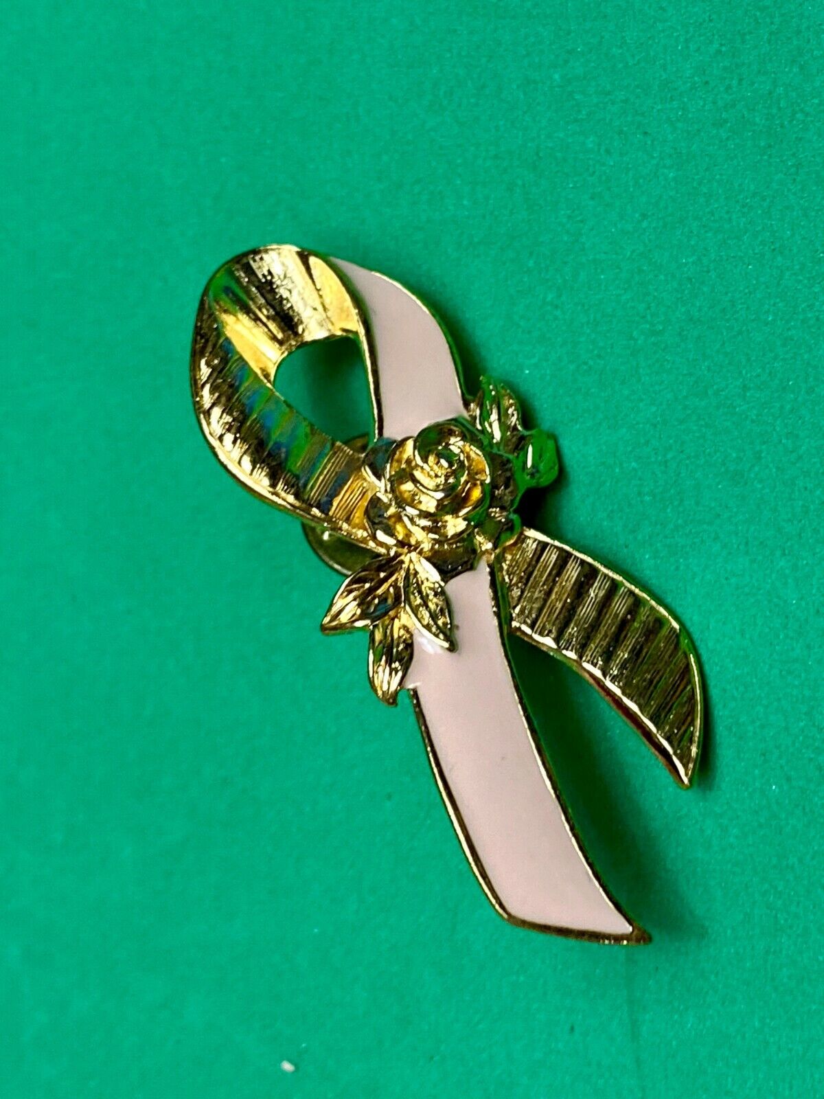 Vintage Avon Breast Cancer Awareness Lapel Pin Pink Ribbon Roses Brooch Pin