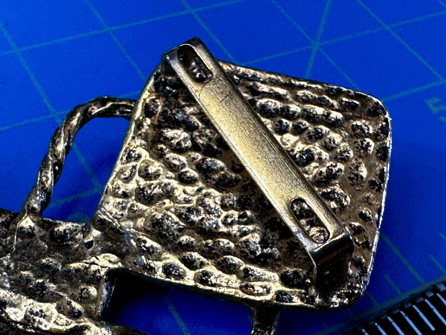 Three Diamond Shape Cutout Hippy Large Gold Tone Vintage Belt Slide Buckle