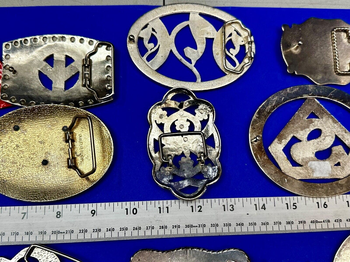 22 Bulk Lot Junk Drawer Grab Bag of REPAIR Belt Buckle - Missing Rhinestone's