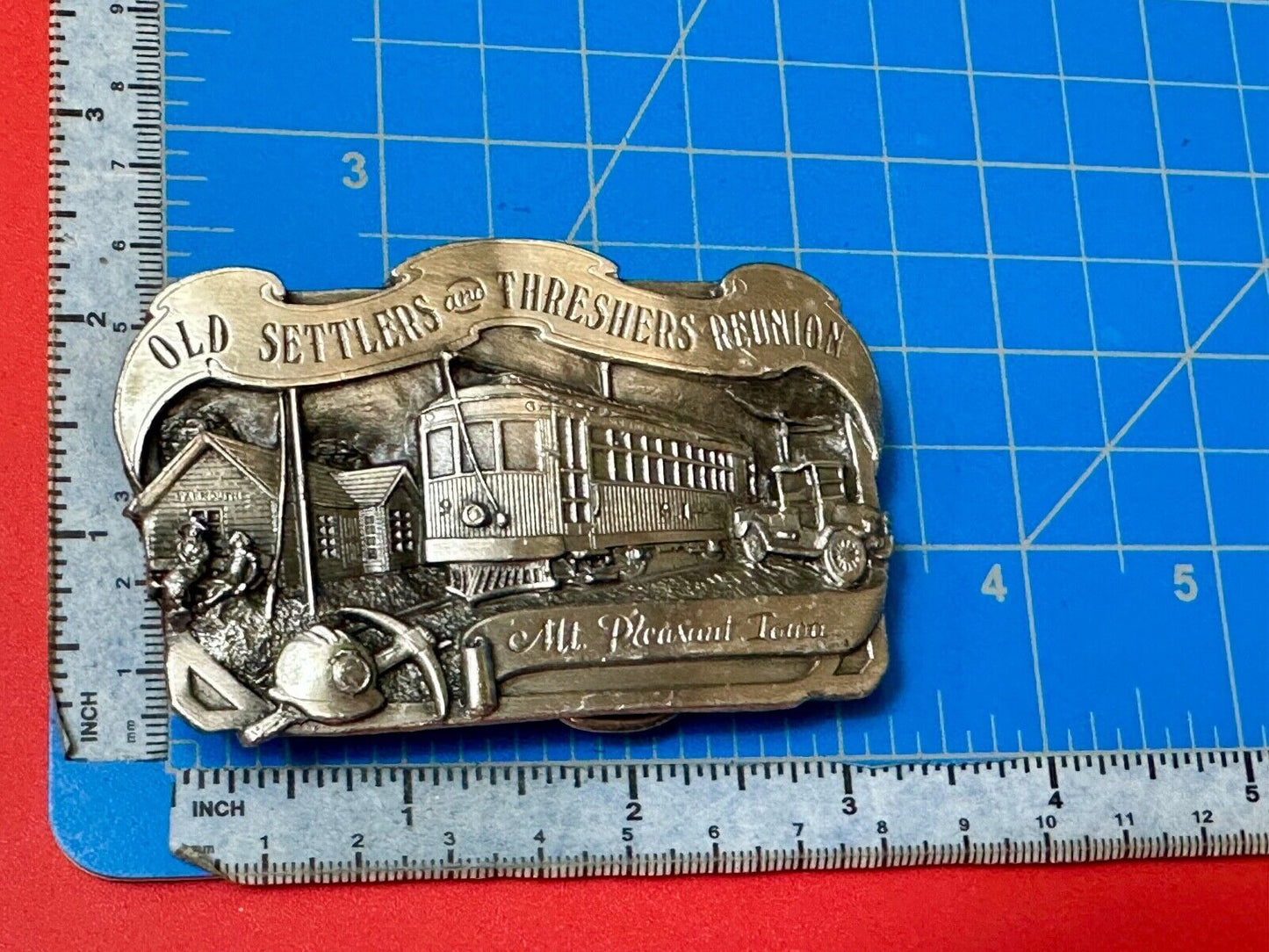 1984 Old Settlers and Threshers Reunion Midwest Belt Buckle Mt Pleasant Iowa