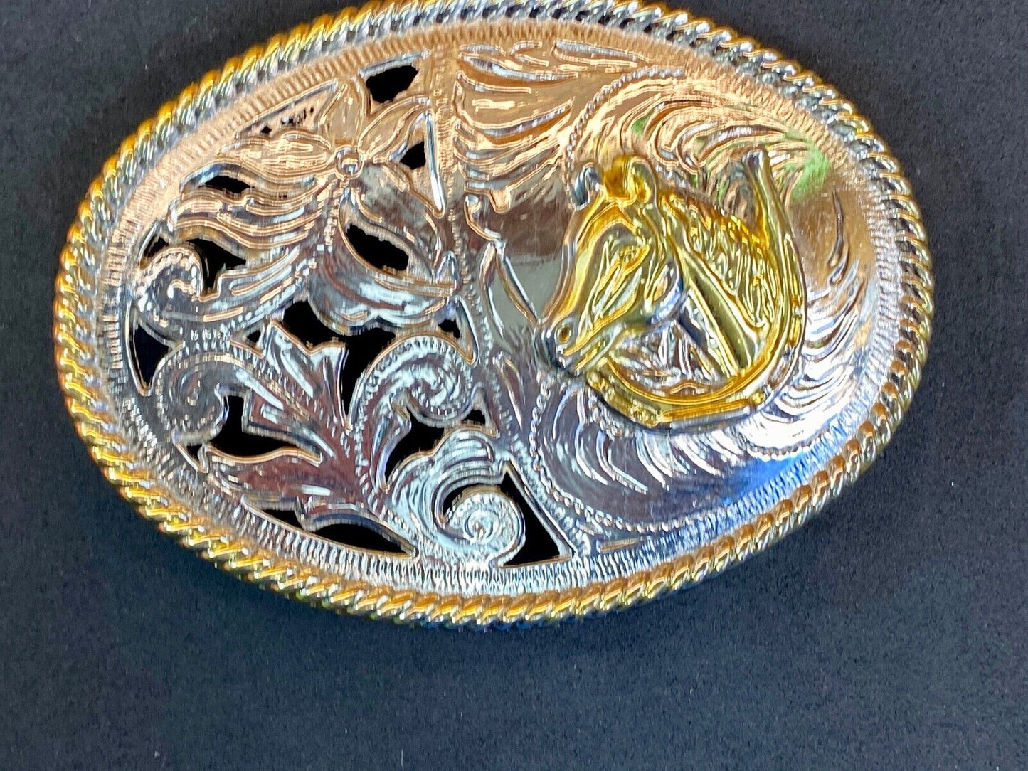 B22 See Through Two Tone Belt Buckle Featuring Horse Bust Head Flower Swirl