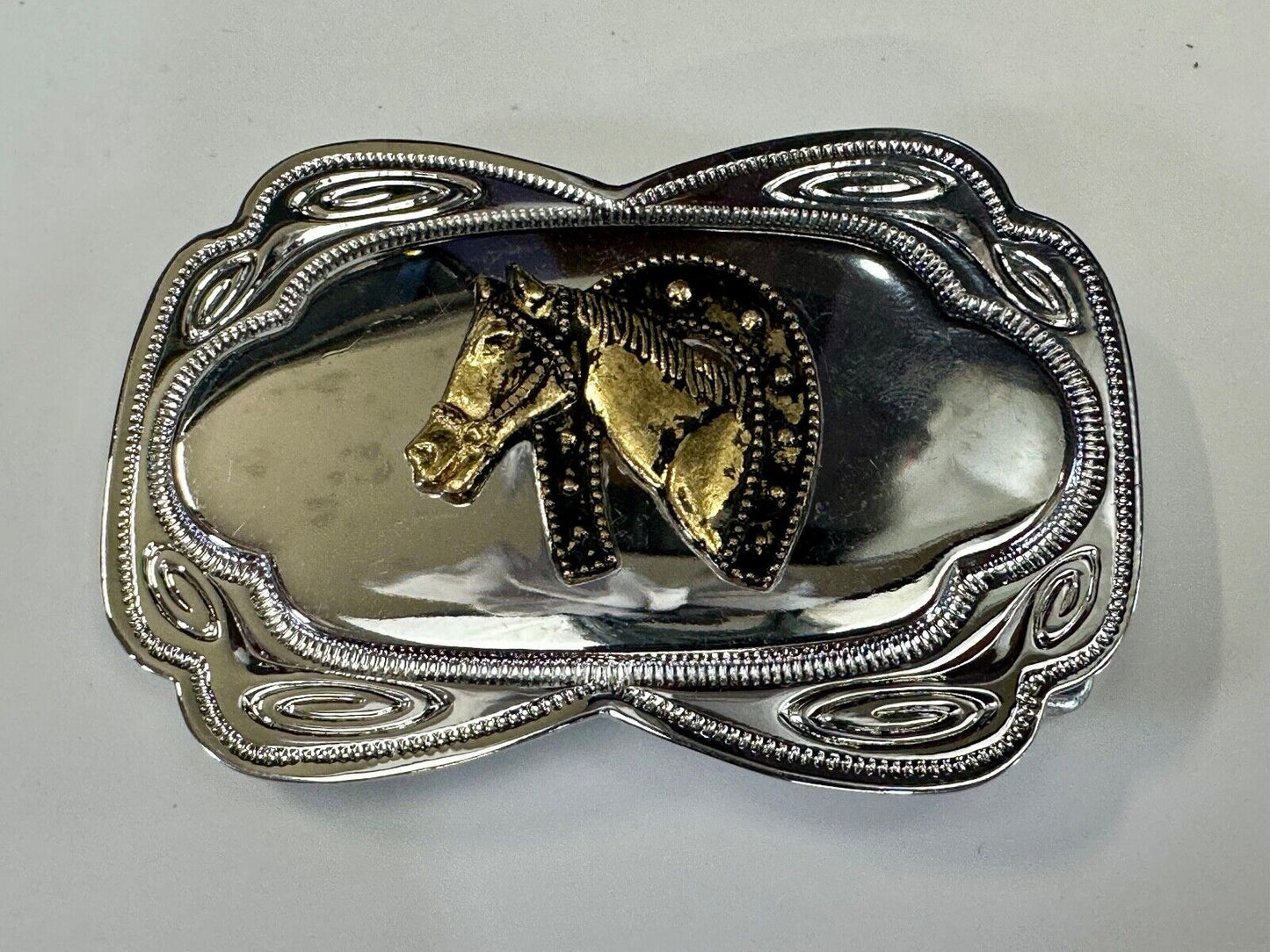 Beautiful Horse head / lucky horseshoe - two tone reflective belt buckle