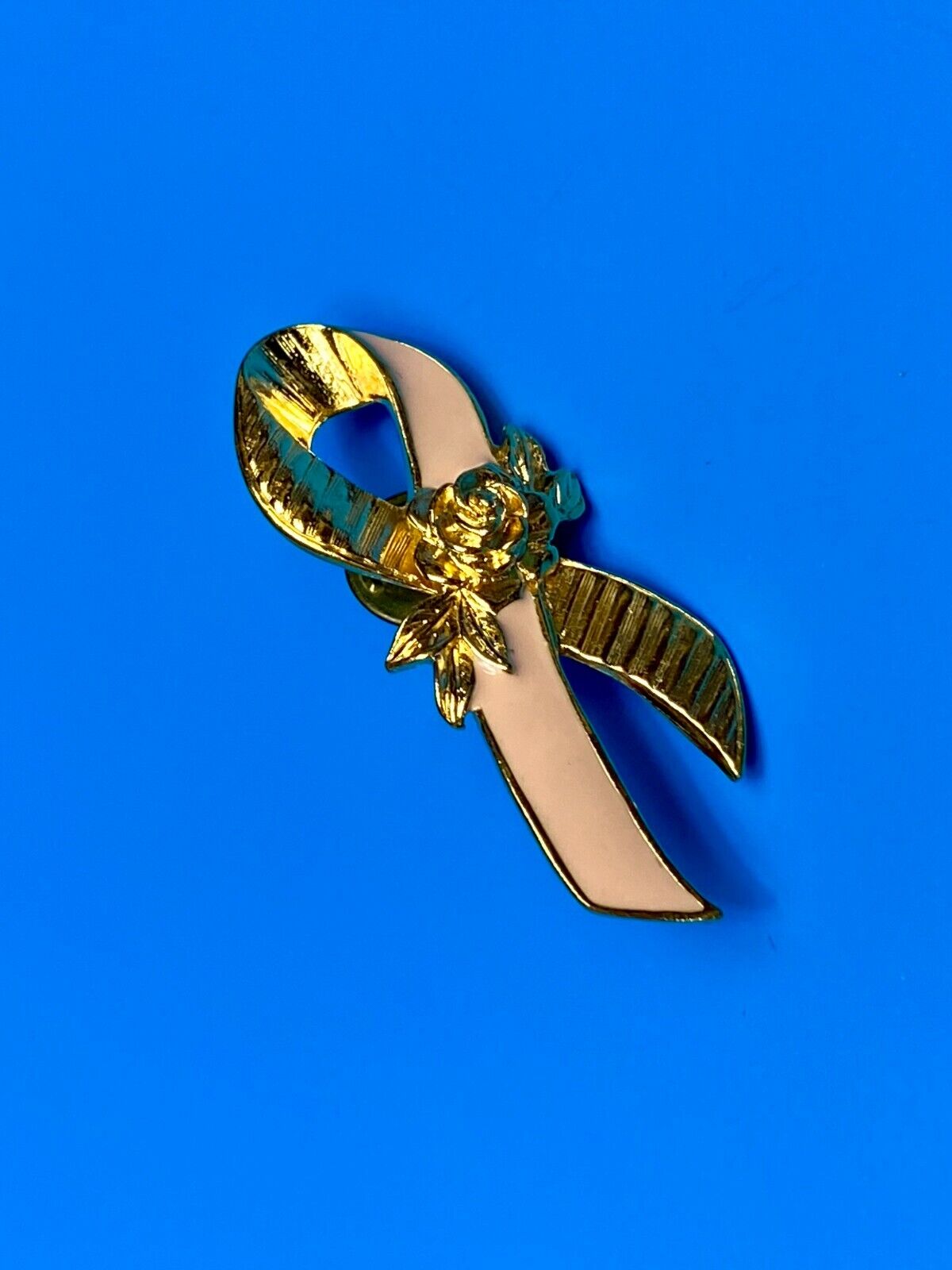 Vintage Avon Breast Cancer Awareness Lapel Pin Pink Ribbon Roses Brooch Pin