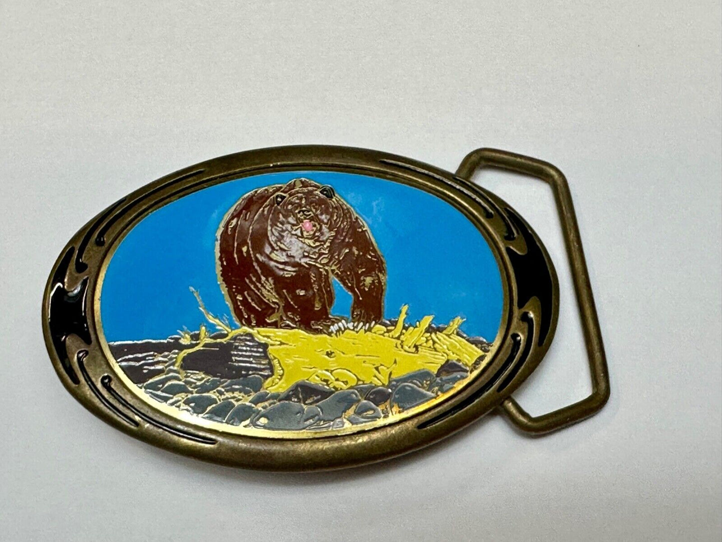 Vintage Bear F 09 FC 1988 solid brass belt buckle
