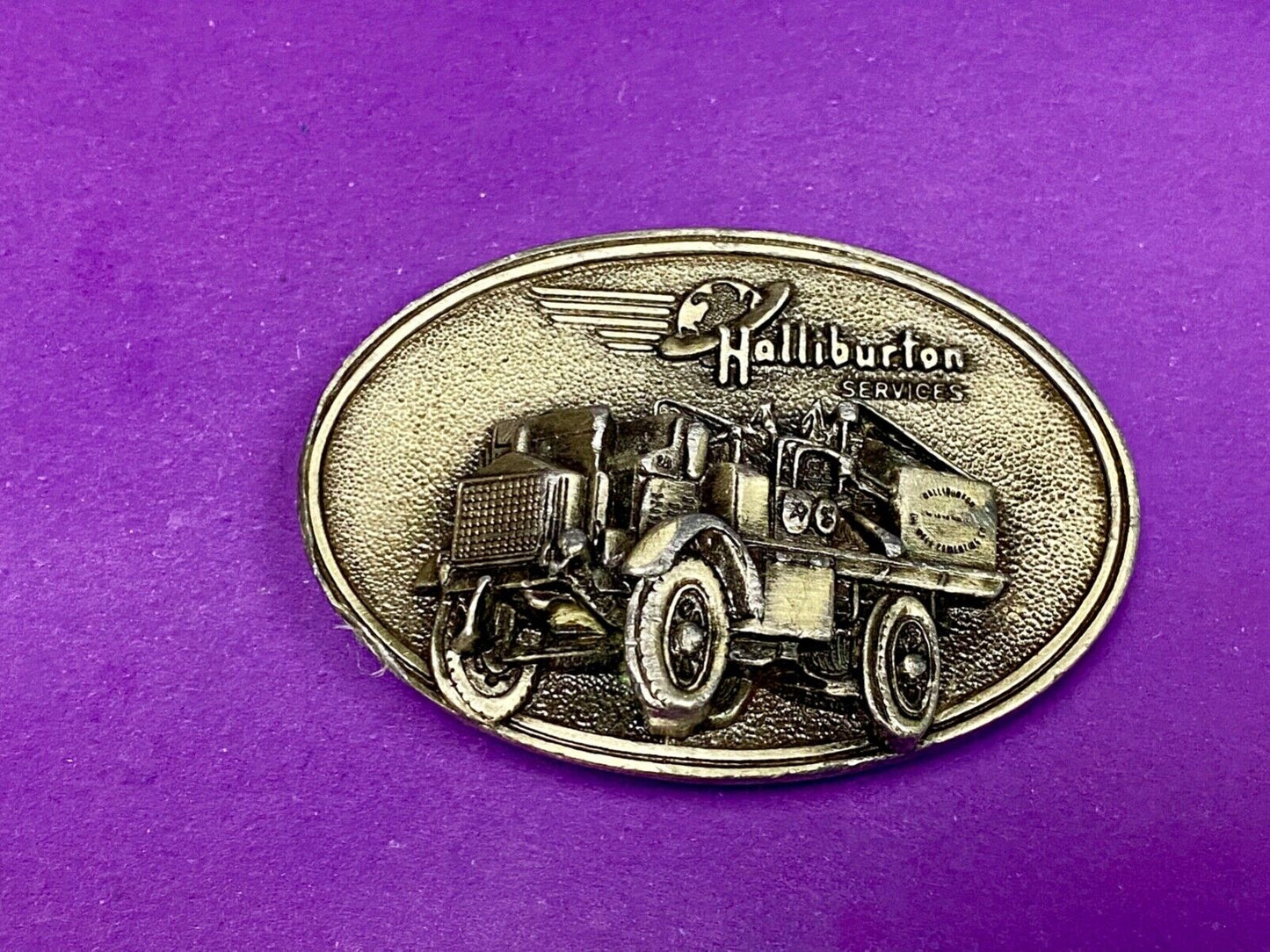 Vintage Halliburton Truck Mounted Pumper Commemorative Duncan Ok Belt Buckle