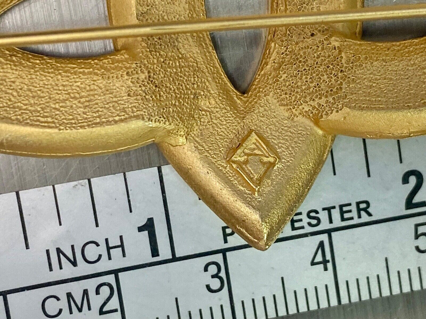 Unique Abstract Gold Tone Brooch Pin - See Hallmark / Makers Mark!