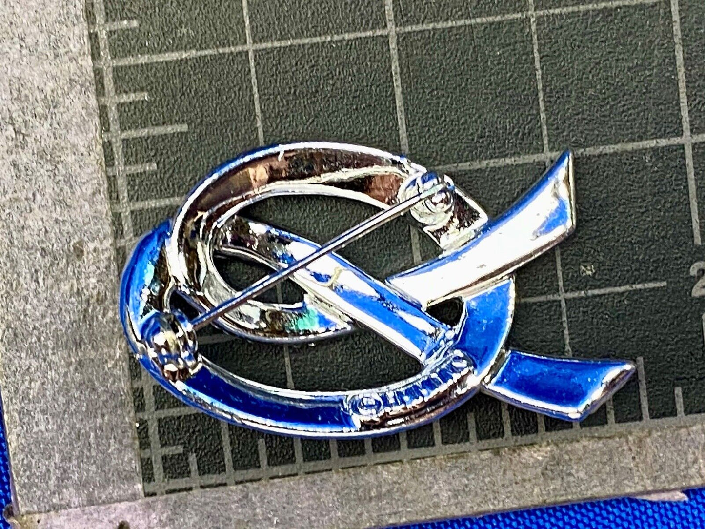 Vintage Emmons Knotted Bow Silver Tone Retro Costume Jewelry Brooch Pin