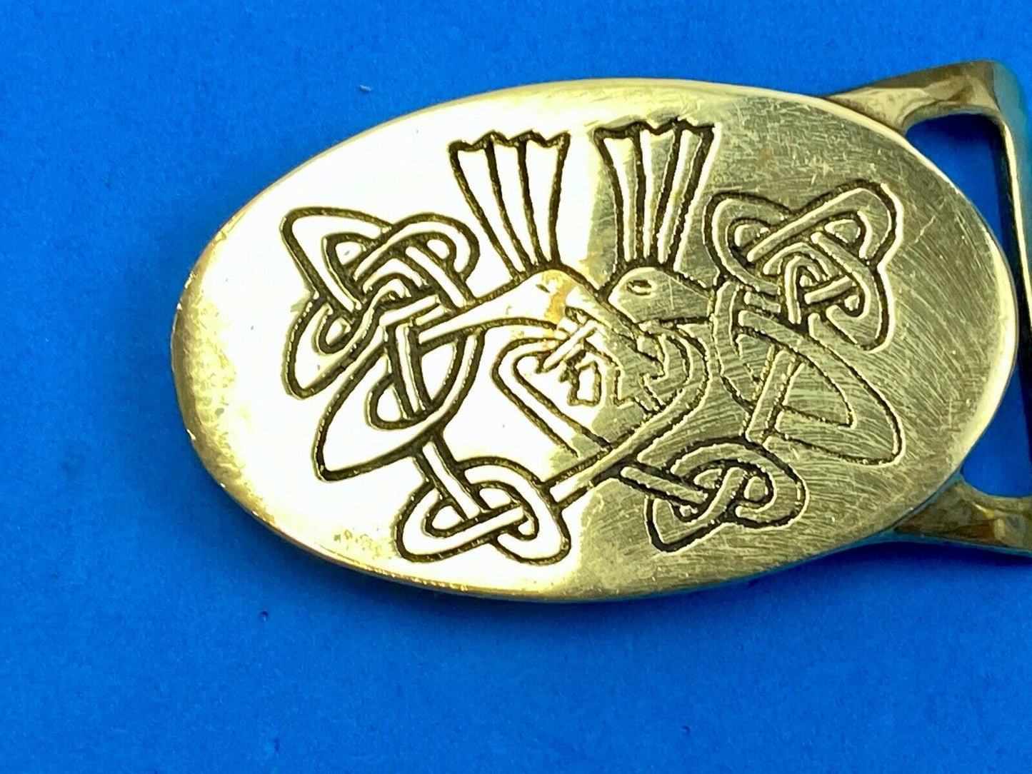 Vintage artisan solid brass belt buckle drawing of two doves Love birds