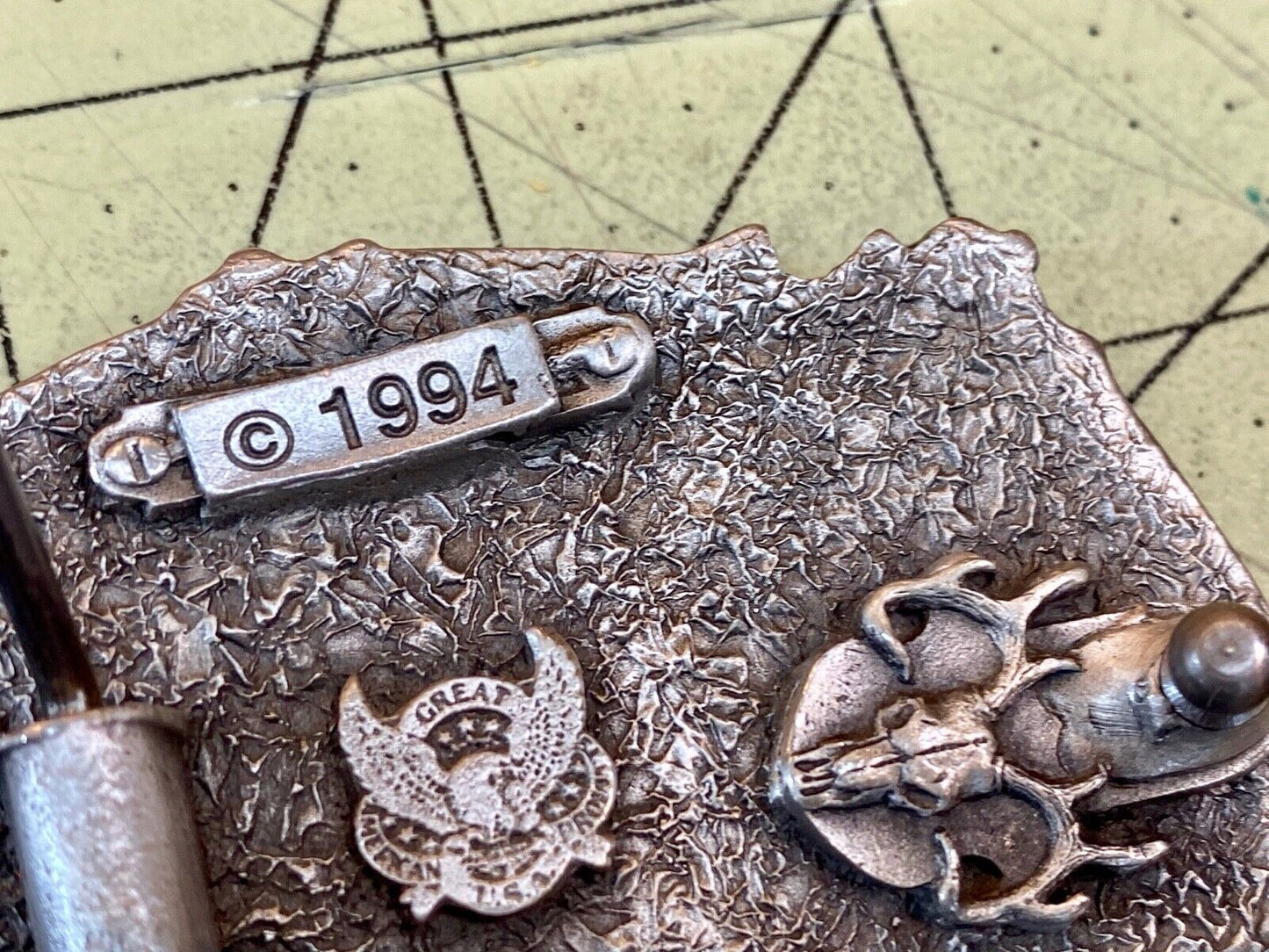 Vintage 1994 Id Rather Be Hunting Great American Belt Buckle - Crossed Shotguns