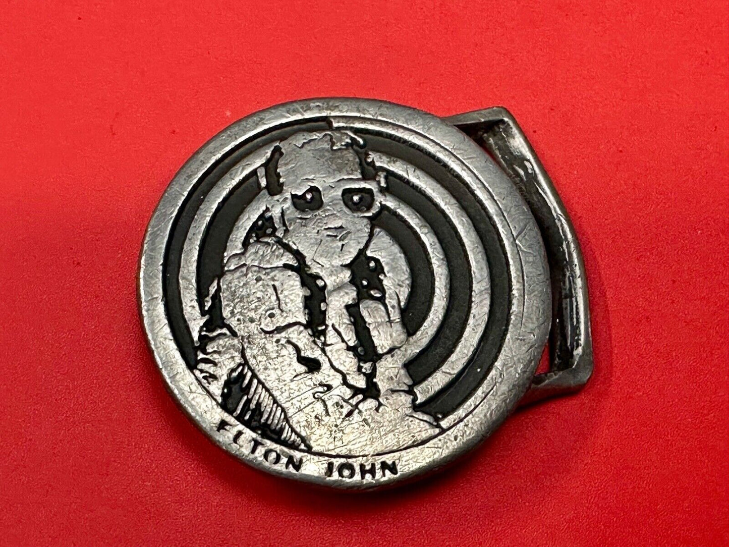 ***ELTON JOHN*** MUSIC SOUVENIR 1970's VINTAGE COMMEMORATIVE BELT BUCKLE