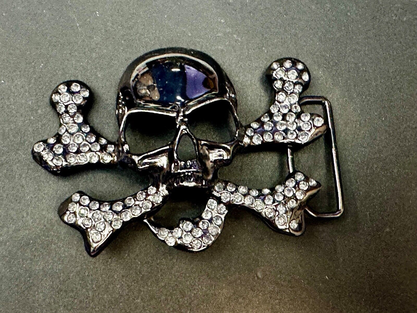 Black color skull and crossbones Belt Buckle covered in Rhinestone accents