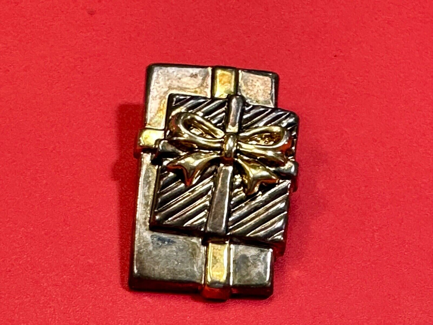 Vintage BEST Christmas Brooch Gift Present Gold Silver Two Tone Pin or PENDANT