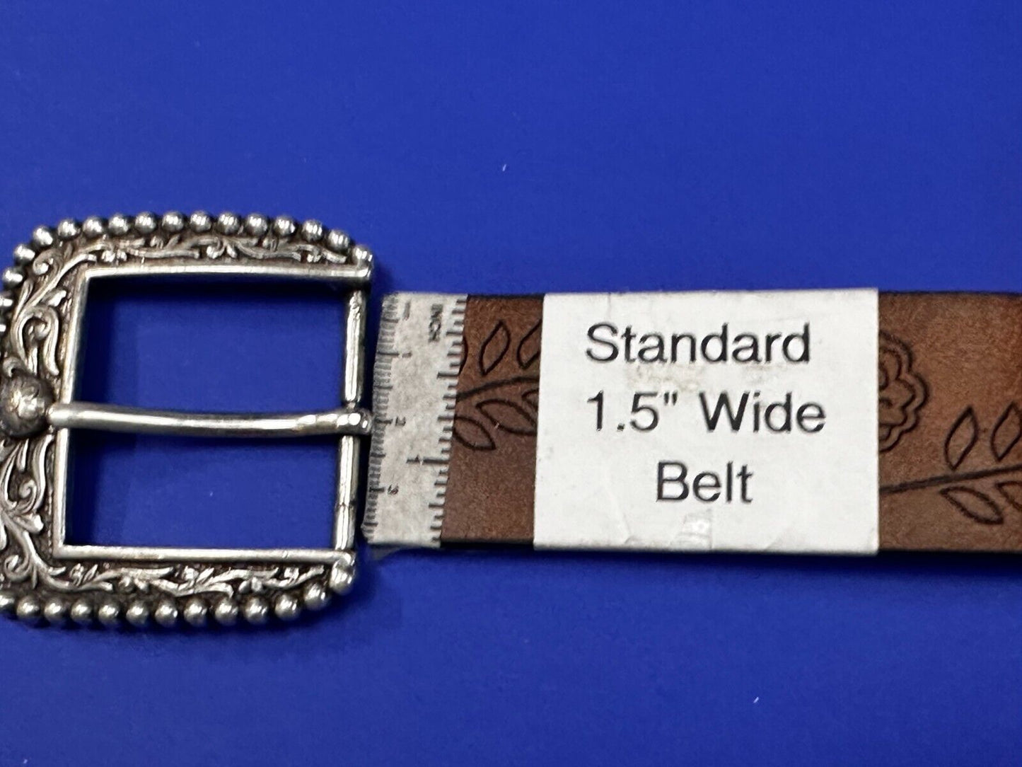 Ariat 2011 Ranger Style Detailed Flower Swirl Rope Outlined Belt Buckle