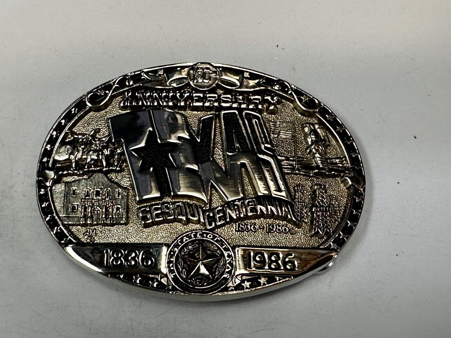 Texas Official 1986 Sesquicentennial ADM Belt Buckle - Oil rig, Alamo Lone Star