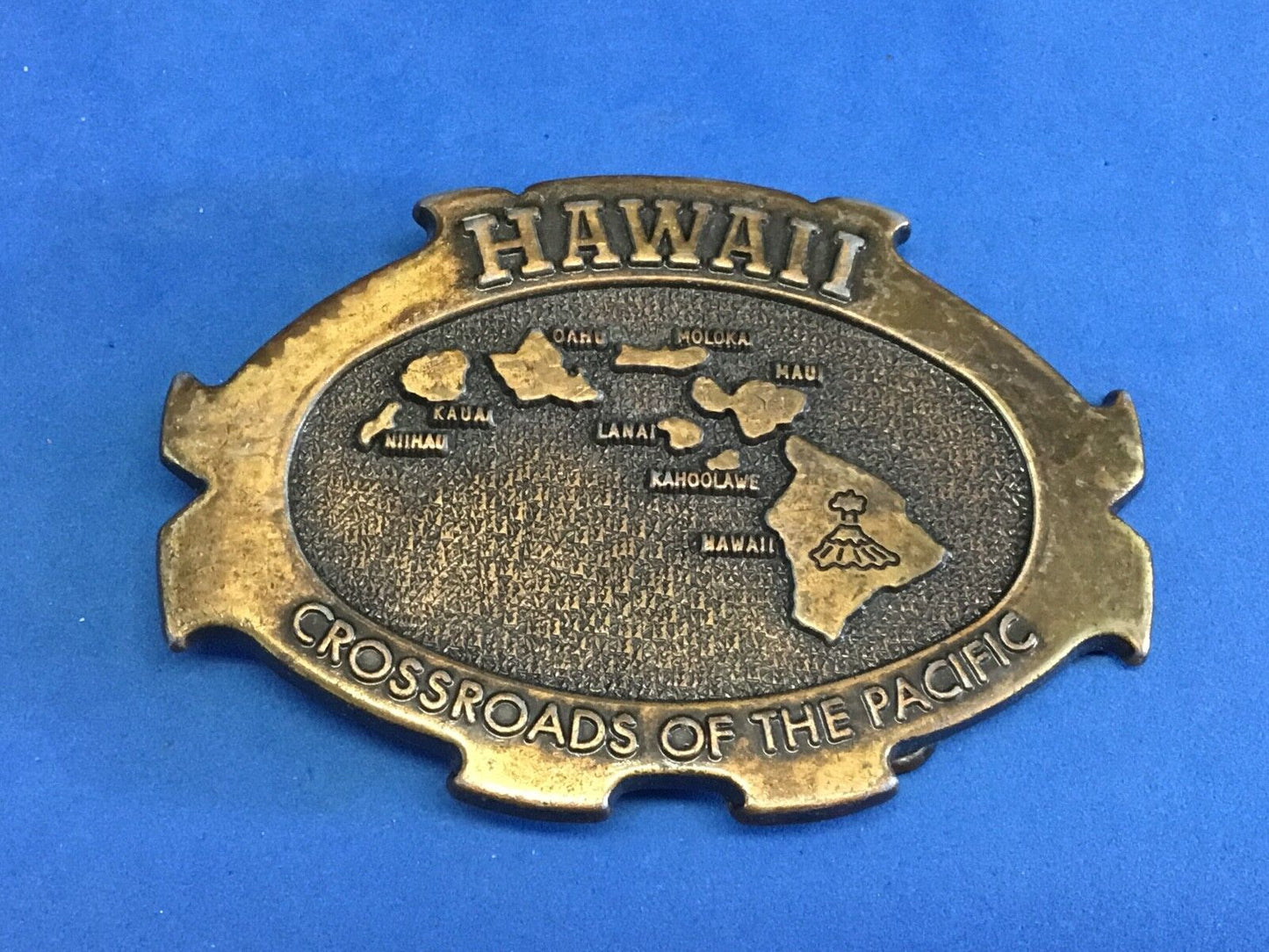 vintage Hawaii crossroads of the pacific 3.5" belt buckle ocean island map