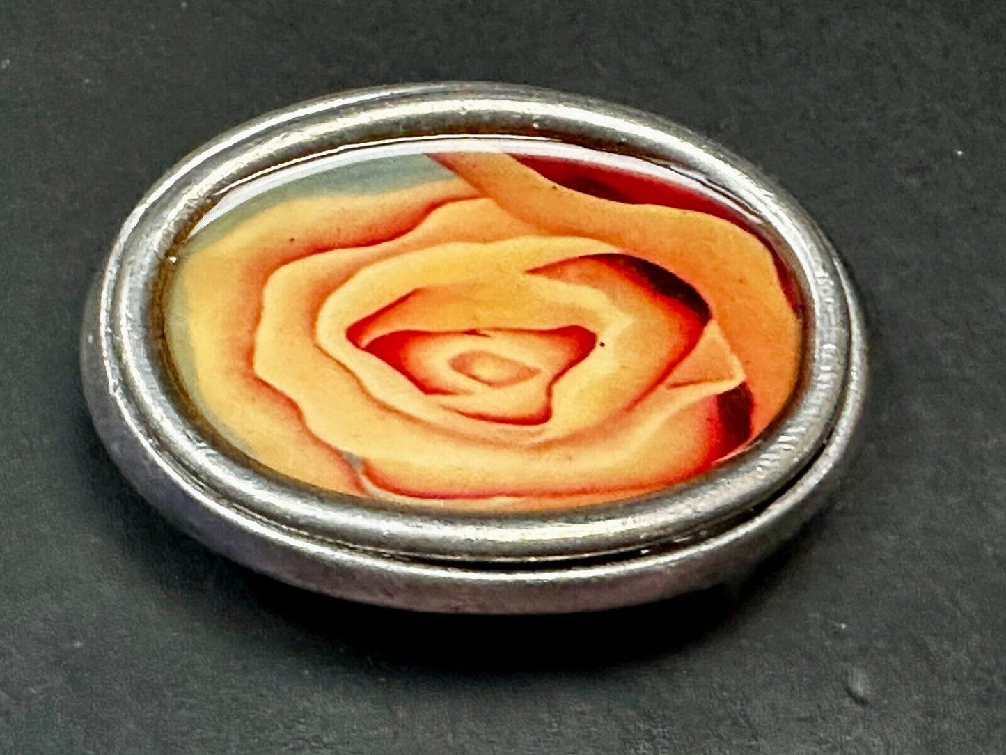 Beautiful Flower Rose Picture on Vintage Oval Women Belt Buckle by KBD