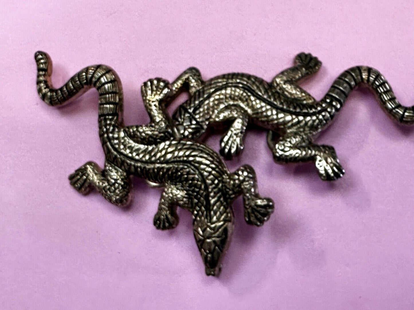 Alligators Crocodiles multi segmented gold tone large Vintage Belt Buckle Loops