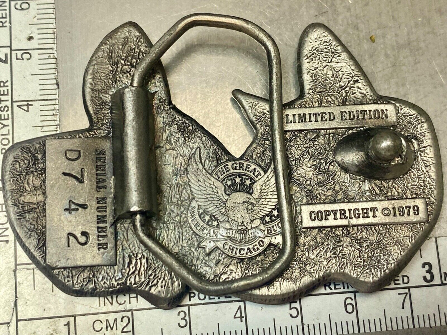 1979 Two Beautiful Pigs Swine Hogs being lovey Great American Belt Buckle