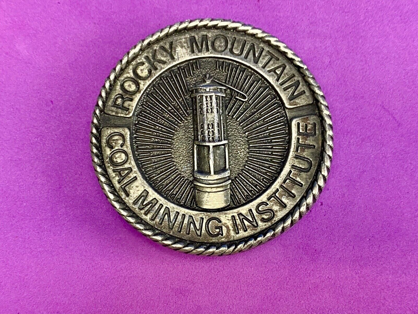 Vintage 1982 Silvertone ROCKY MOUNTAIN COAL MINING INSTITUTE Belt Buckle