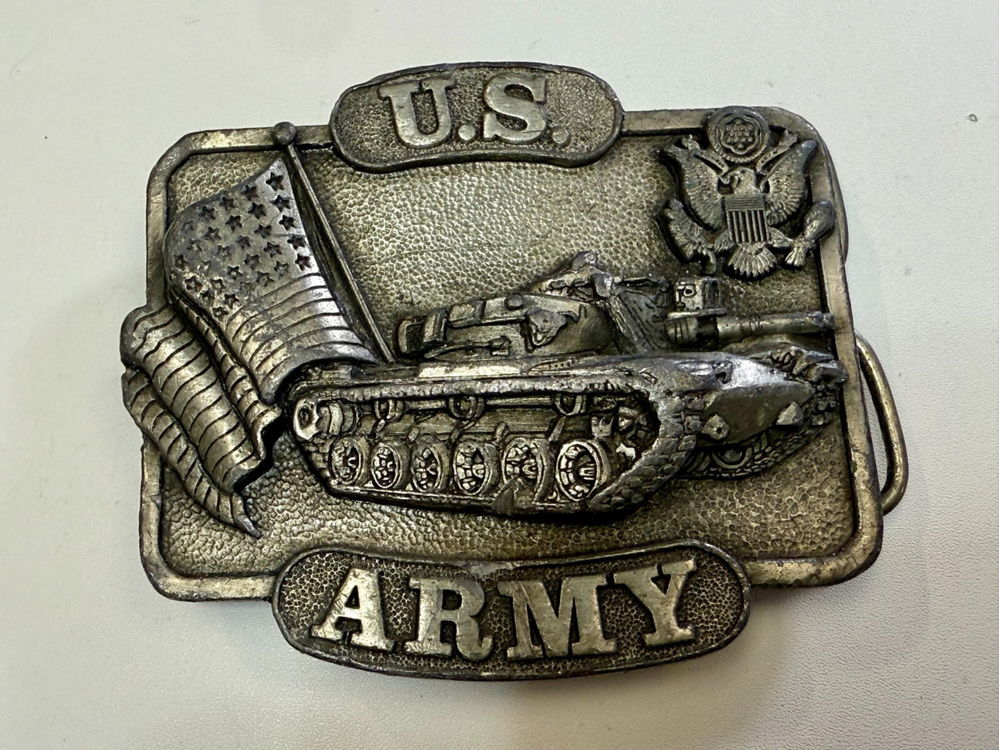 Bergamot U.S. Army K-132 Tank Flag Vtg. 1982 United States Military Belt Buckle