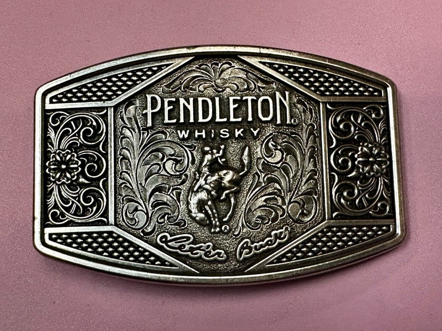 2022 Pendleton whiskey Let'er Buck Rodeo Cowboy Montana Silversmiths Belt Buckle