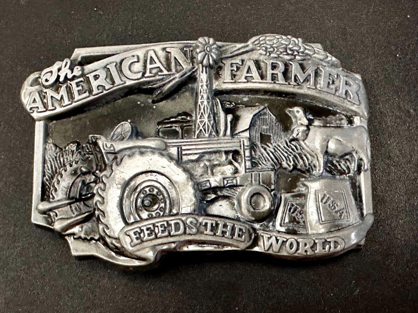 USA American Farmer Feeds The World Farm Barn Tractor Silver Color Belt Buckle