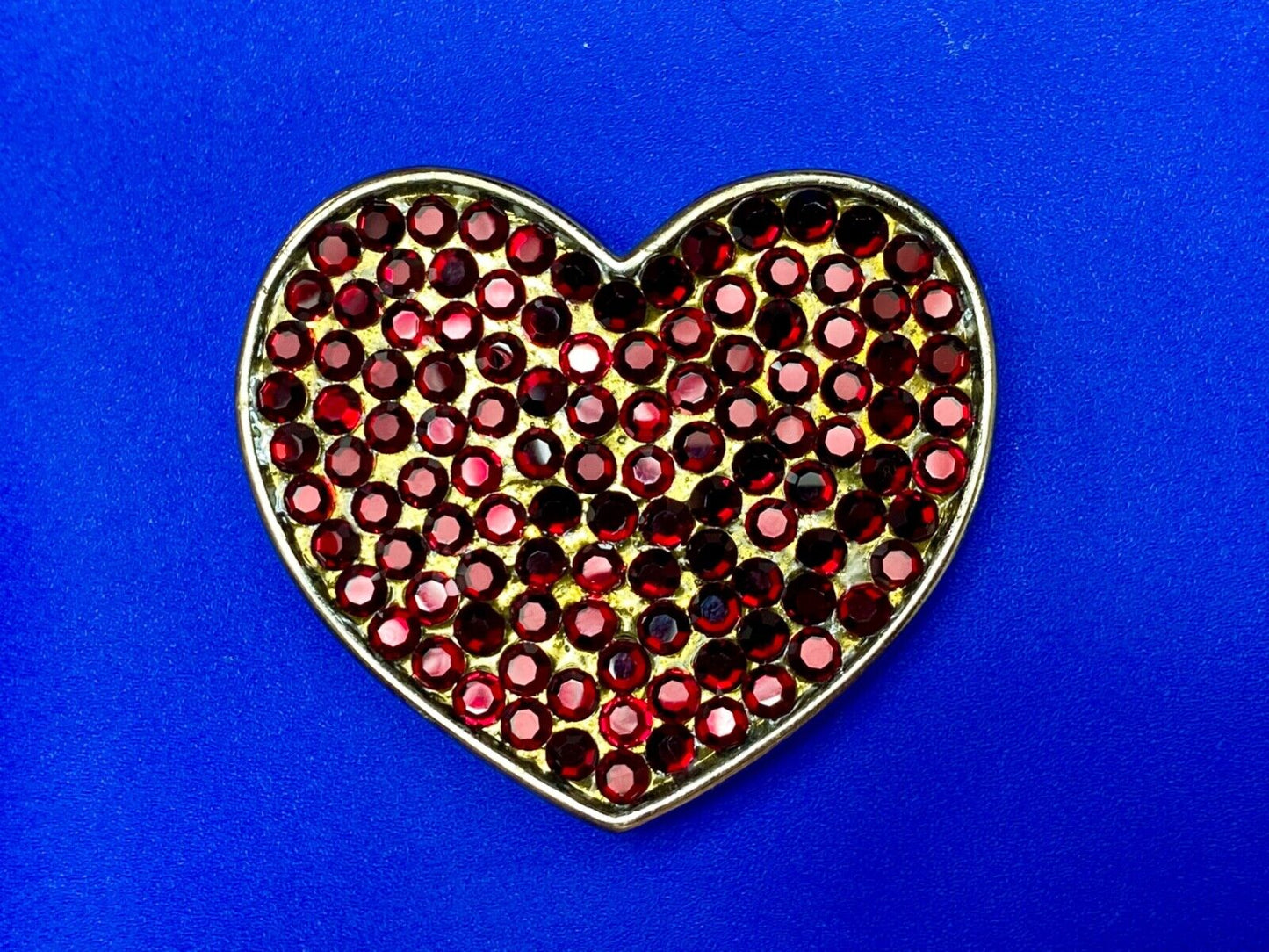 Beautiful Jeweled Red Rhinestone covered HEART cutout belt buckle