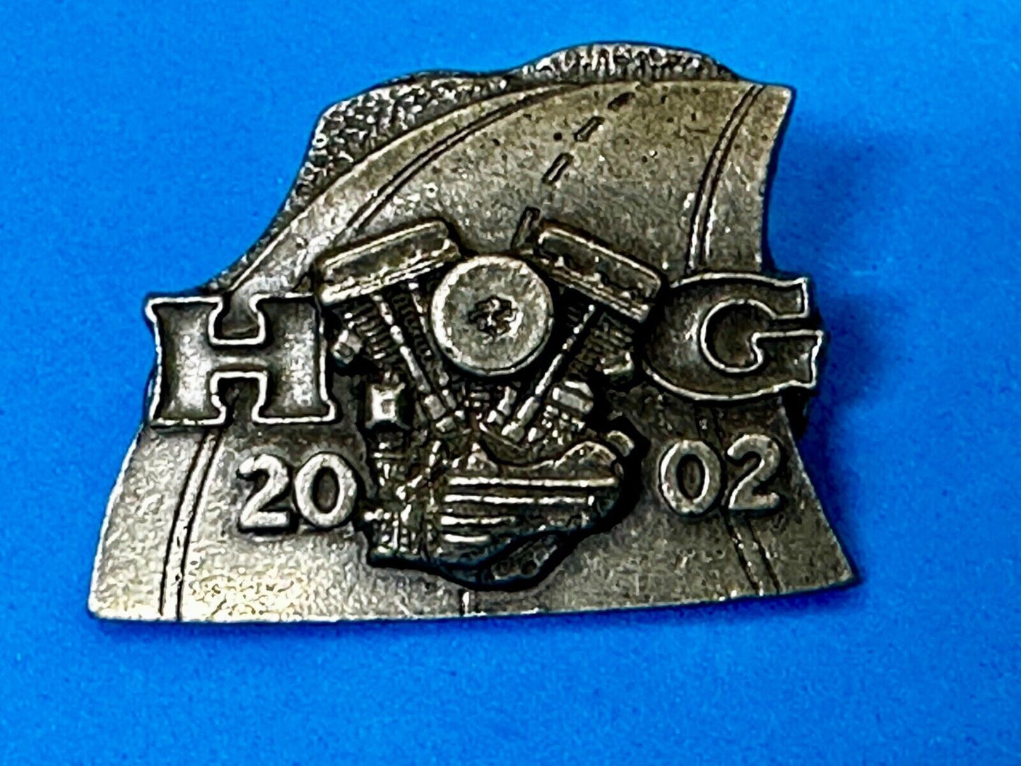2002 Harley Davidson Engine Owners Group HOG Pin for Jacket or Vest