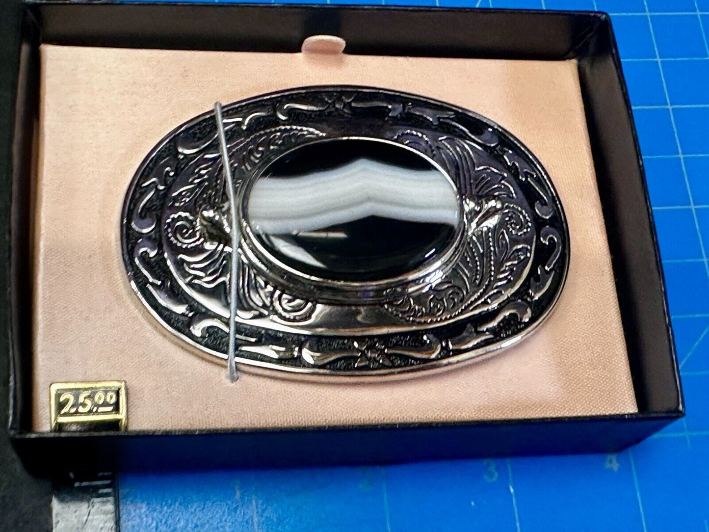 Black & White Onyx Cabochon Cab Stone Mounted In Vintage NOS Ornate Belt Buckle