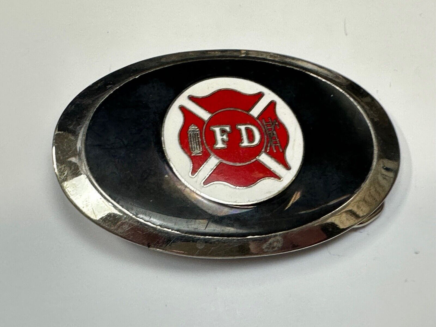 Vintage Fire Firefighter FD Hydrant Axe Ladder Black & Red Oval belt buckle