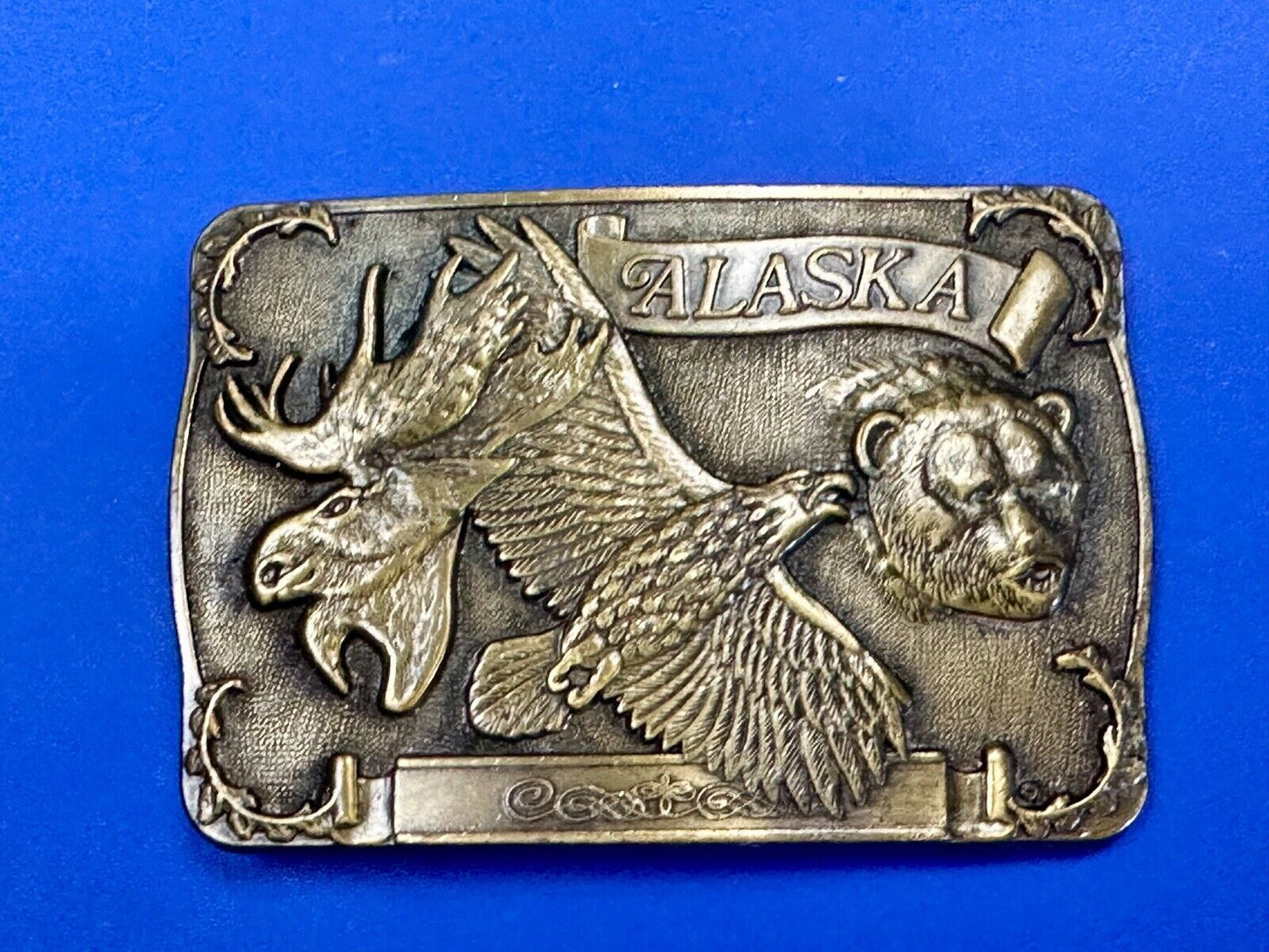 Alaska the great land State Wildlife Commemorative belt buckle. by RJ