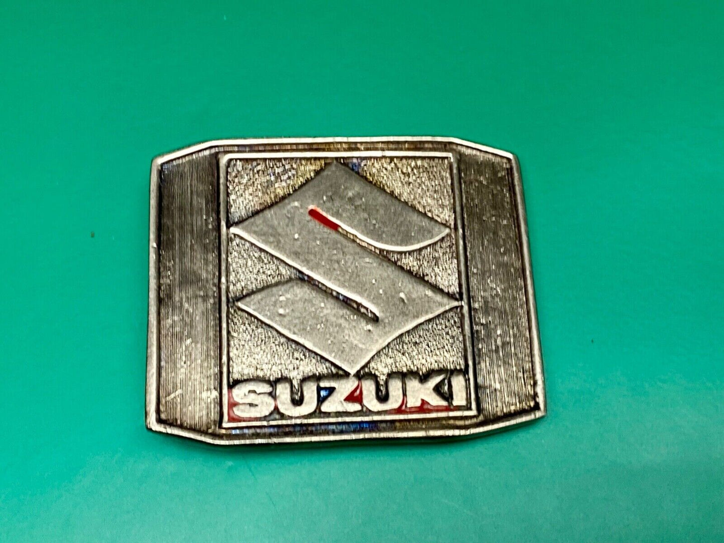 SUZUKI MOTORCYCLE COMMEMORATIVE METAL BELT BUCKLE