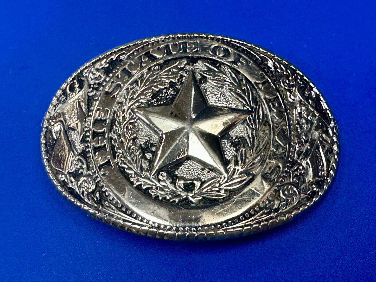 The Great State of Texas Star & Flag Silver color USA made western belt buckle