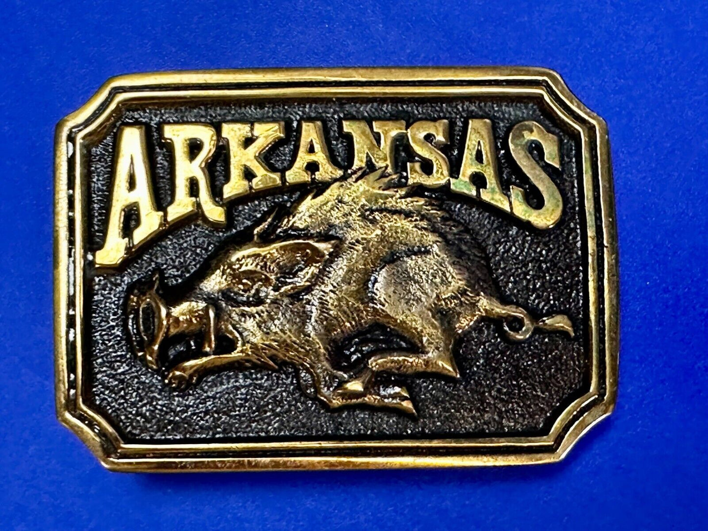 ARKANSAS RAZORBACK Solid Brass Vintage 1977 Belt Buckle Heritage Mint LTD
