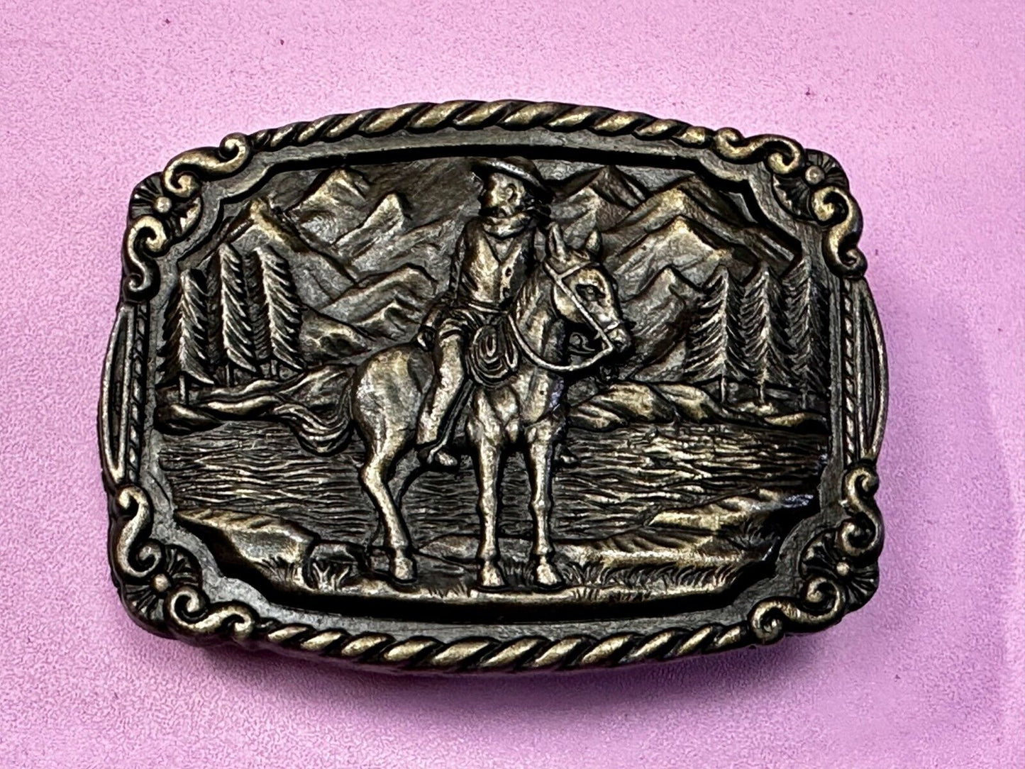 Tall in the Saddle Cowboy Horse Western Vintage Belt Buckle W/ Rope Boarder
