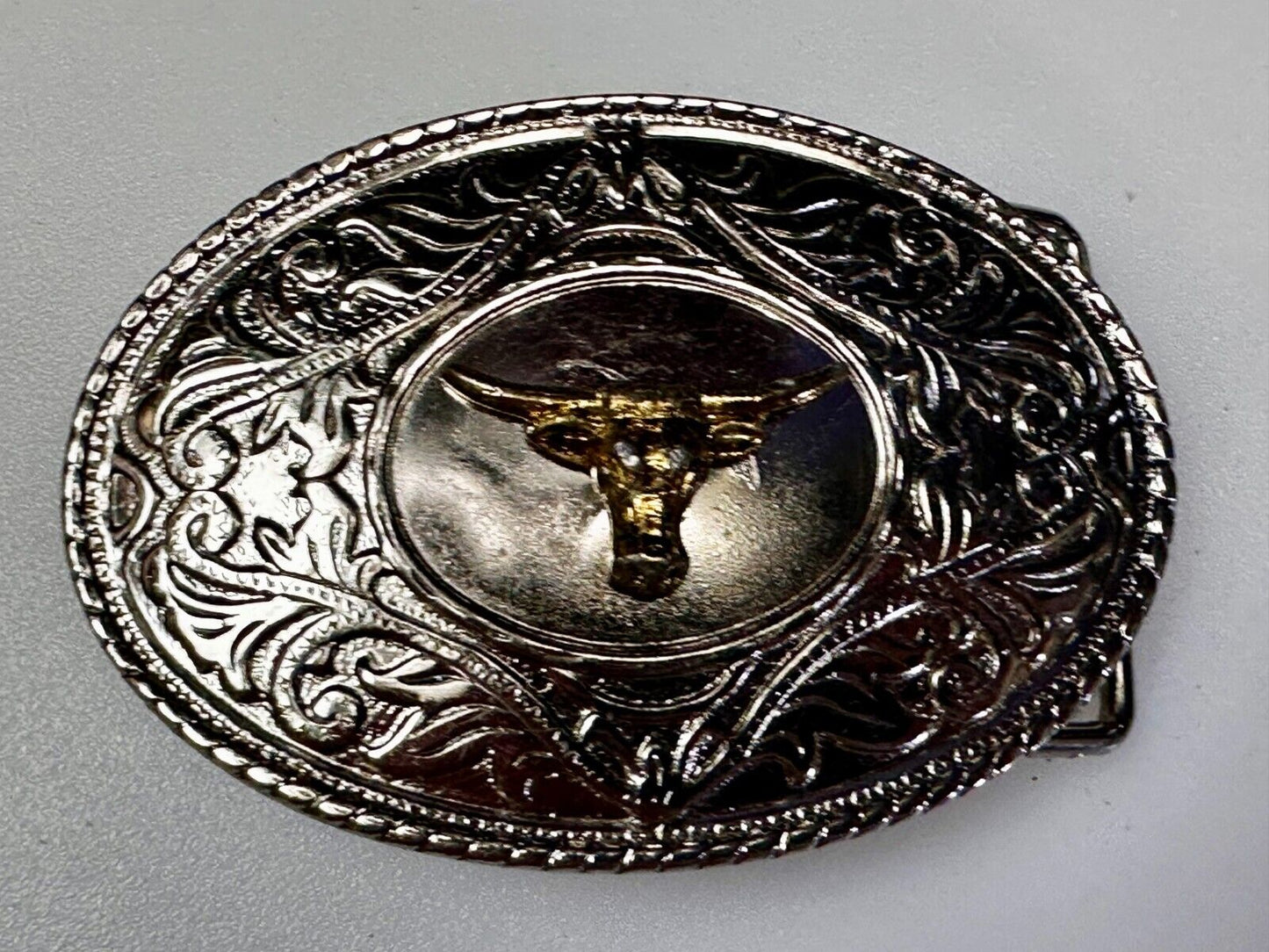 Texas Longhorn Vintage Ornate Cowboys Cowgirls Western Two Tone Belt Buckle