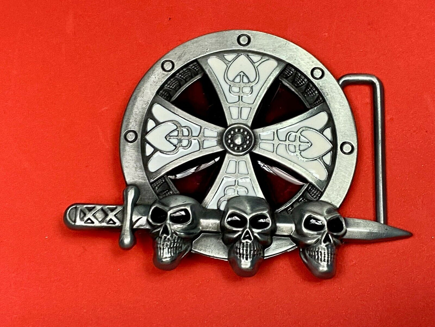 Three skulls through sword with celtic Iron Cross belt buckle