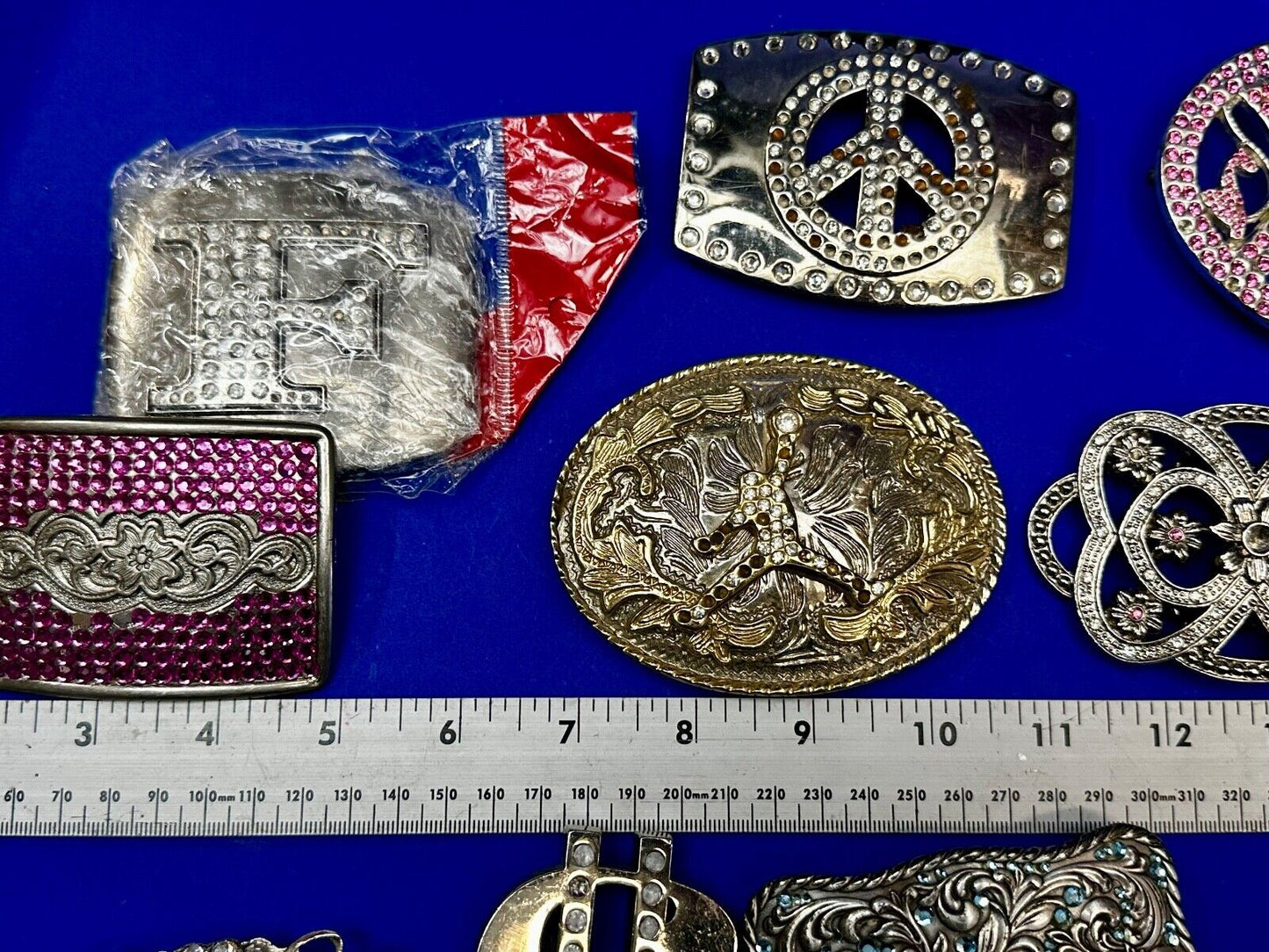 22 Bulk Lot Junk Drawer Grab Bag of REPAIR Belt Buckle - Missing Rhinestone's