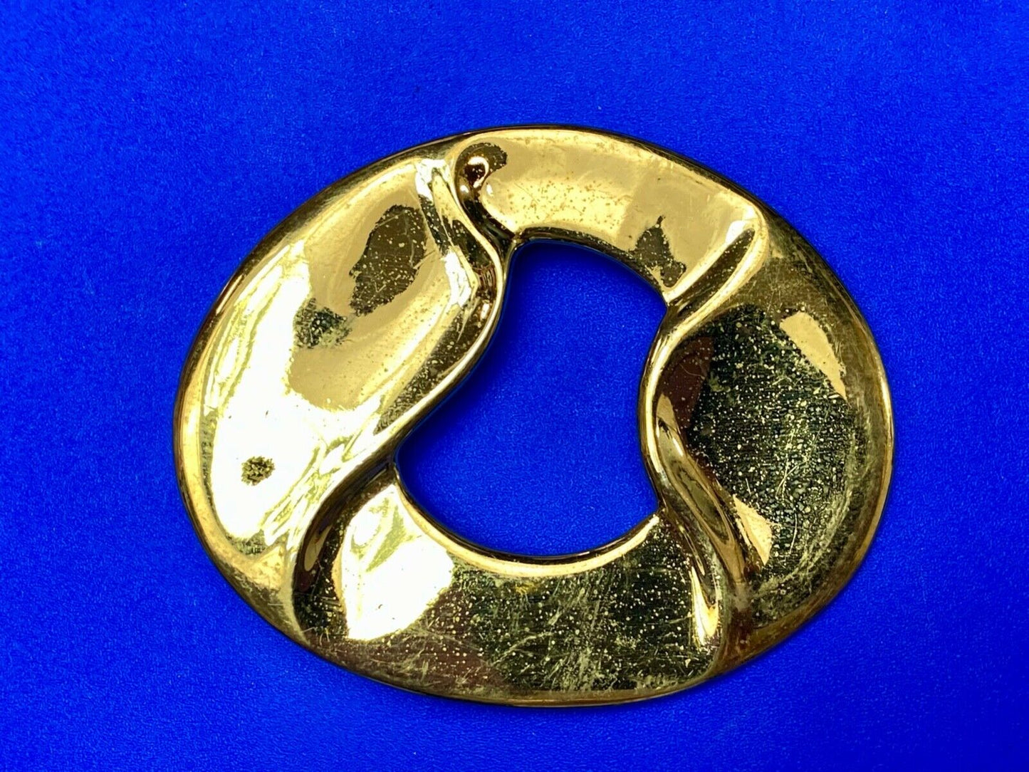 Artist Ginnie Johansen signed gold color abstract oval scarf slide