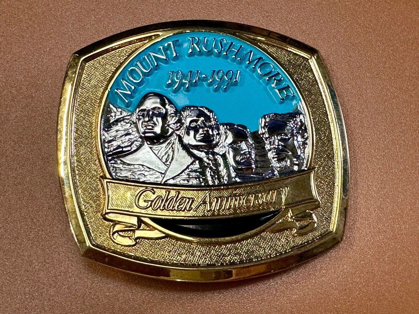 1991 Mount Rushmore 50th Golden Anniversary Limited Edition belt buckle