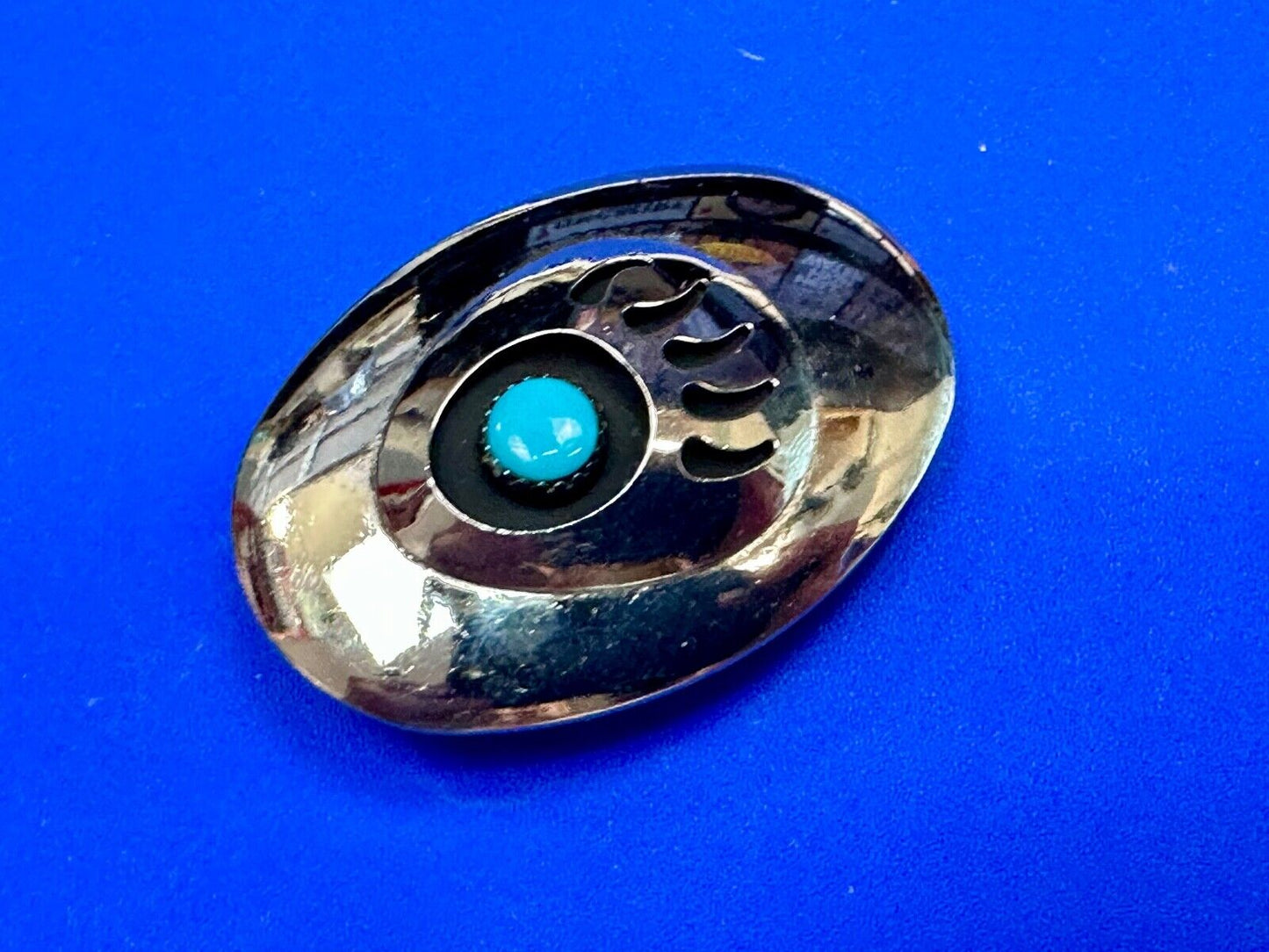 BC - Vintage B Cayaditto Zuni Bear Claw oval Belt Buckle