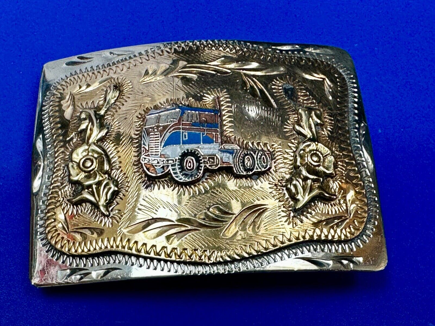 Beautiful custom Semi Drivers western two tone engraved accent Belt Buckle