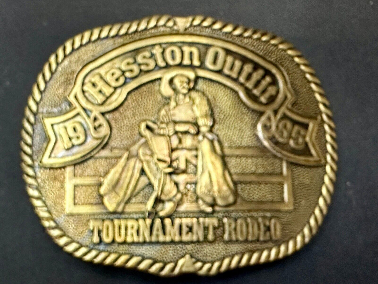 1985 Hesston Outfit Tournament Rodeo Collectors PRCA First edition Belt Buckle