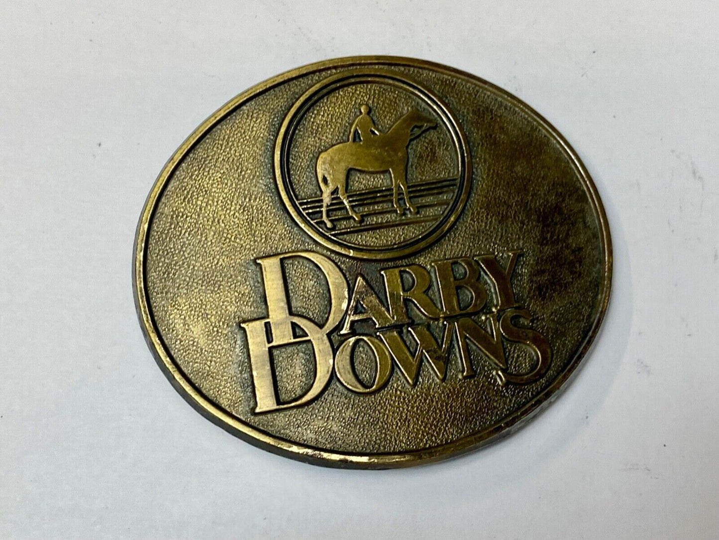 VINTAGE 1970s DARBY DOWNS HORSE RACETRACK BRASS TONE BELT BUCKLE by RJ