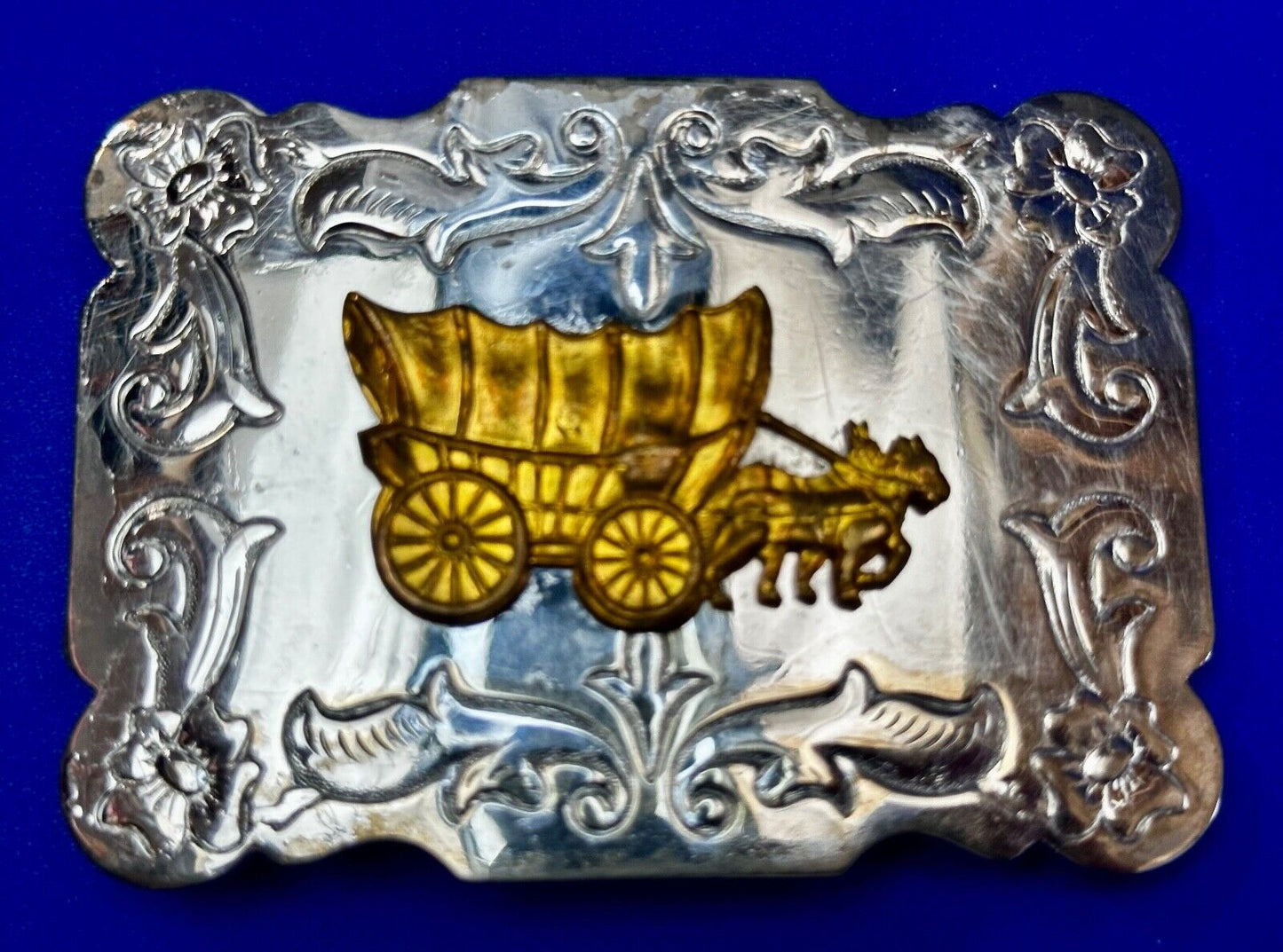 Vintage Horse Drawn Covered Wagon - two tone Belt Buckle with reflective surface
