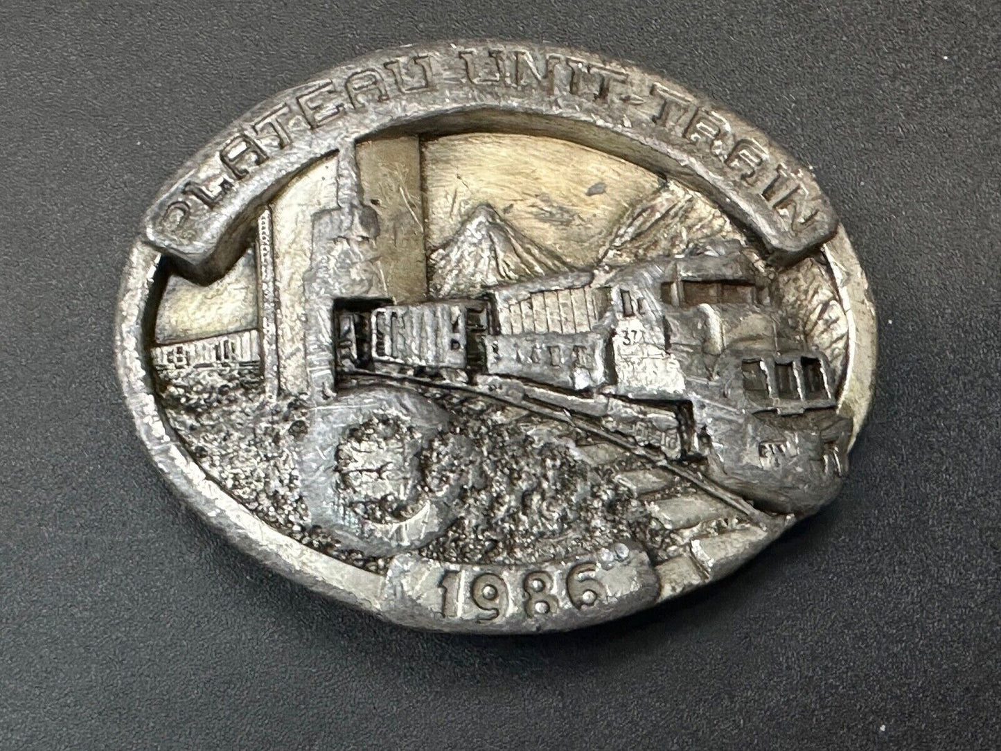 Vintage 1986 RR Plateau Unit Train commemorative pre-loved siskiyou belt buckle